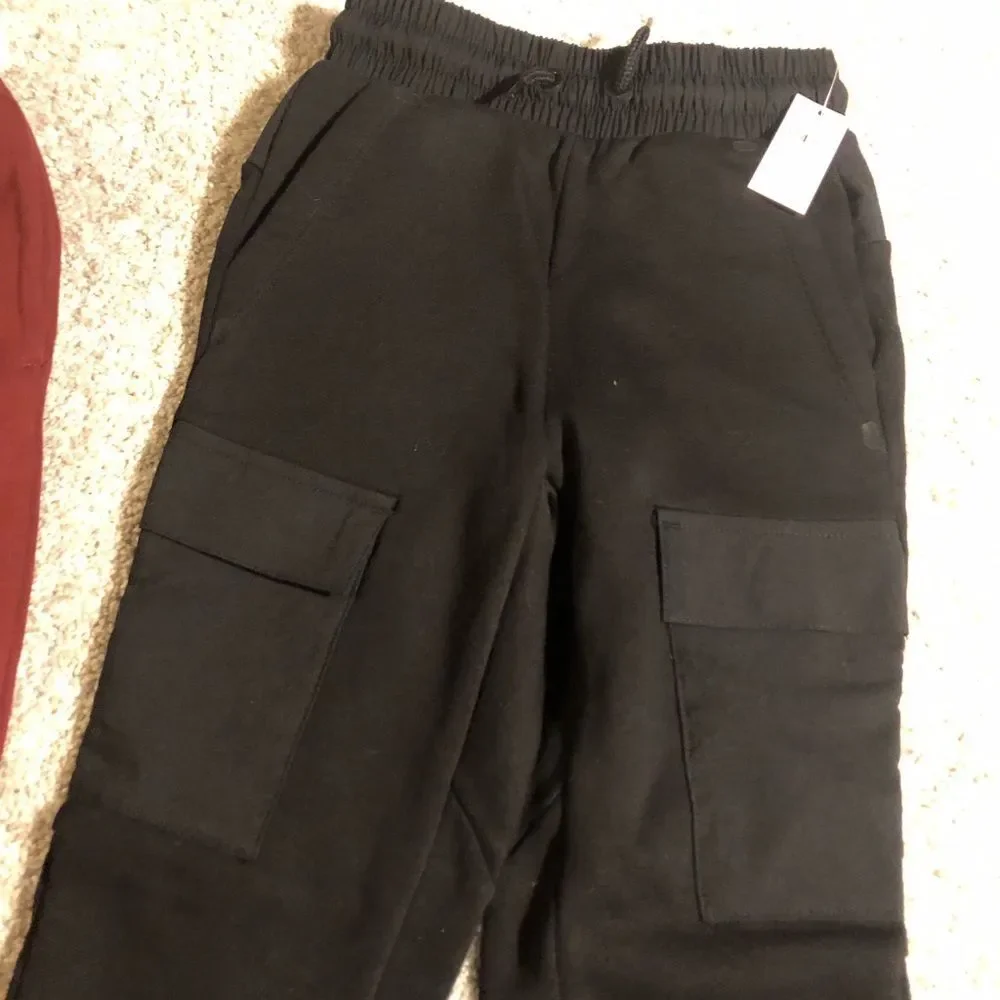 New set of 2 Gap Kids Maroon and Black Jogger Pants boy size XS 4-5 NWT